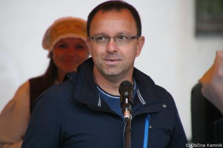 V Motniku namenu predali prenovljeni prireditveni prostor (31)